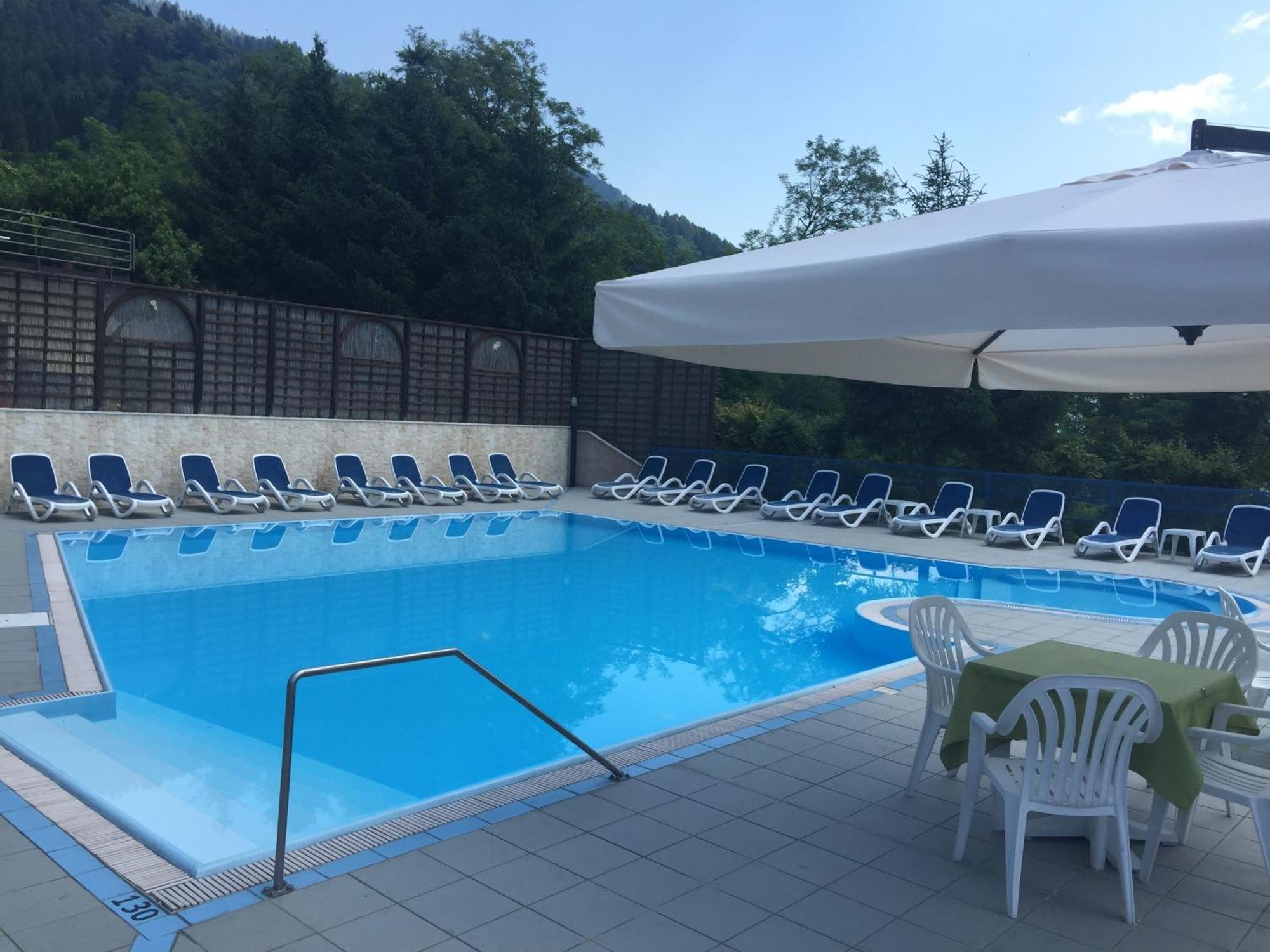 Hotel Scaranò Levico Terme Esterno foto
