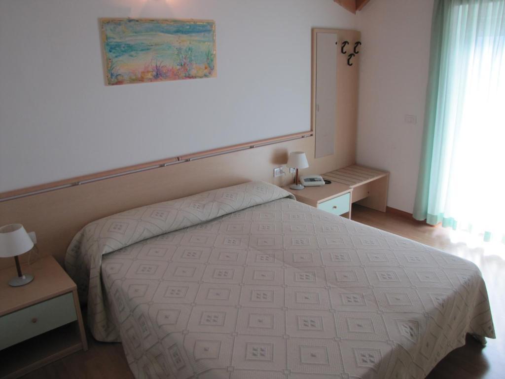 Hotel Scaranò Levico Terme Camera foto