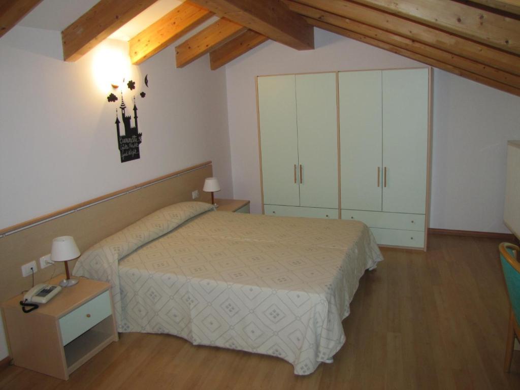 Hotel Scaranò Levico Terme Camera foto