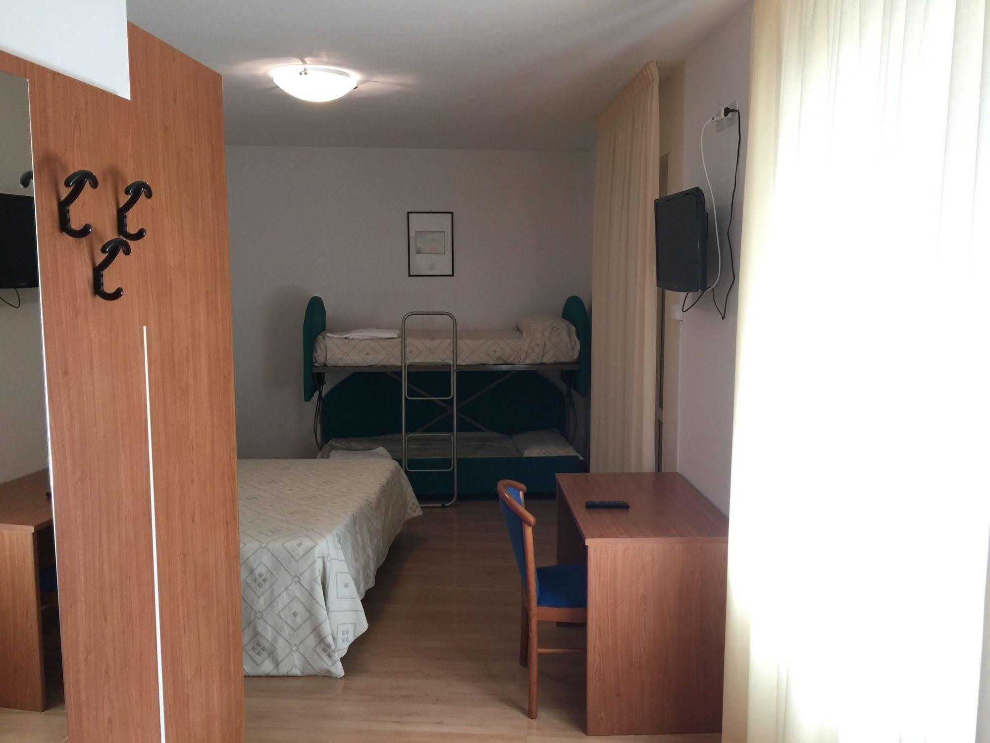 Hotel Scaranò Levico Terme Esterno foto